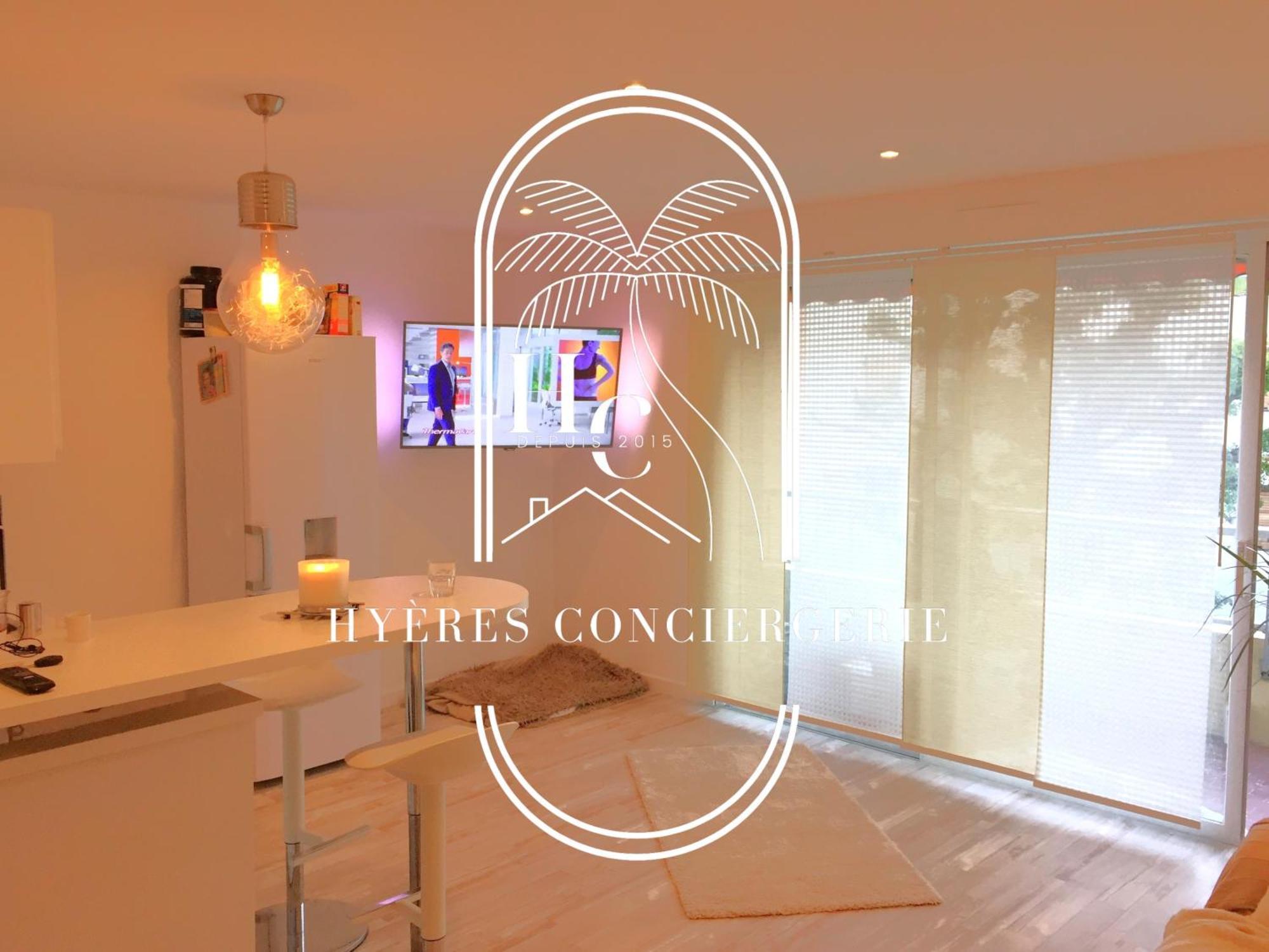 T2Cocconing- Clim/PK/WIFI- Costebelle-5min plage Hyères Esterno foto